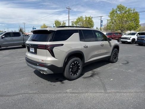 New 2026 Chevrolet Traverse Z71 w/ Driver Confidence Package AWD/4WD image 7