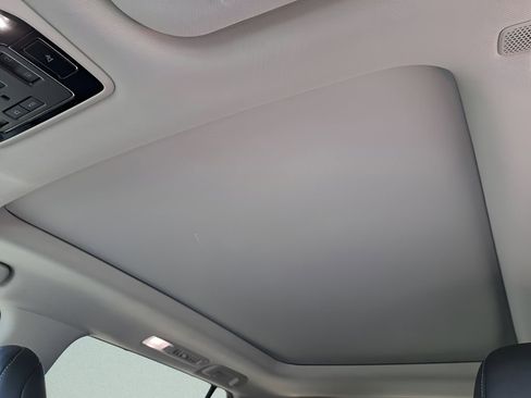 Used 2024 Toyota Grand Highlander Limited image 20