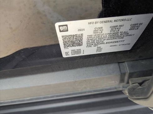 Certified 2025 GMC Yukon Denali AWD/4WD image 17
