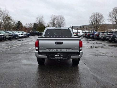 Used 2021 Toyota Tacoma SR image 7
