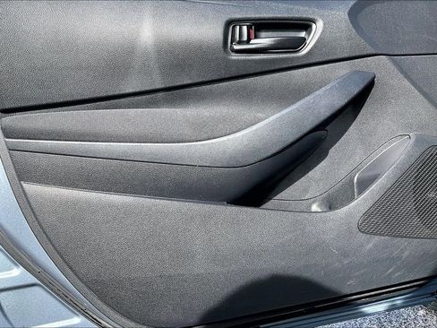 Used 2023 Toyota Corolla LE image 21