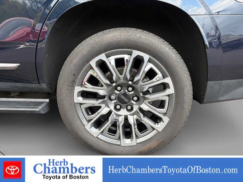Used 2024 GMC Yukon Denali Ultimate AWD/4WD image 20