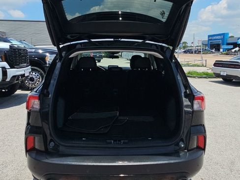 Used 2022 Ford Escape SEL w/ SEL Stealth AWD Package image 25