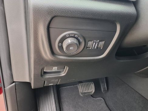 New 2025 Jeep Grand Cherokee L Limited w/ Luxury Tech Group II image 15