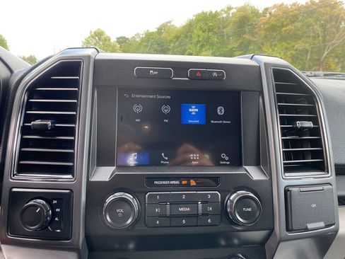 Used 2019 Ford F150 XLT image 19