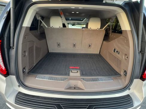 Used 2021 GMC Yukon XL Denali w/ Denali Ultimate Package image 42