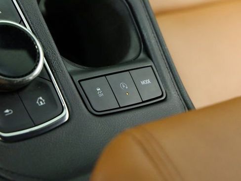 Used 2023 Cadillac XT4 Sport image 21