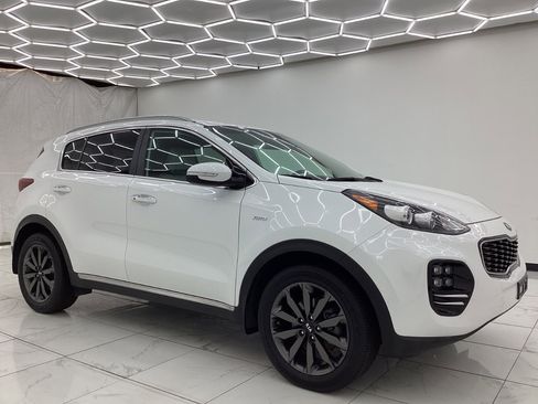 Used 2018 Kia Sportage EX w/ EX Sport Appearance Package AWD/4WD image 7