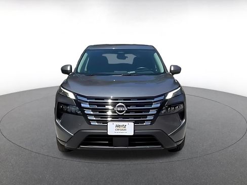 Used 2025 Nissan Rogue SV FWD image 3
