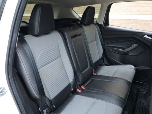 Used 2017 Ford Escape Titanium image 24