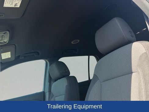 Used 2023 Chevrolet Traverse LT FWD image 12