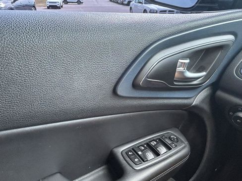 Used 2015 Chrysler 200 S w/ Navigation & Sound Group I FWD image 28