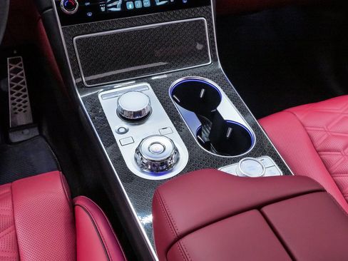 Certified 2025 Genesis GV80 3.5T e-SC image 18