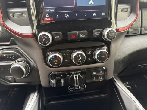 Used 2022 RAM 1500 Big Horn RWD image 30