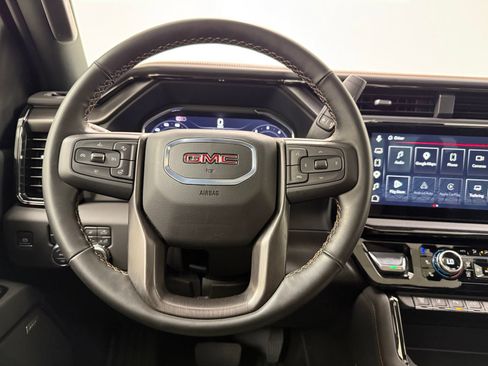 Used 2025 GMC Sierra 2500 AT4 w/ AT4 Premium Plus Package AWD/4WD image 30