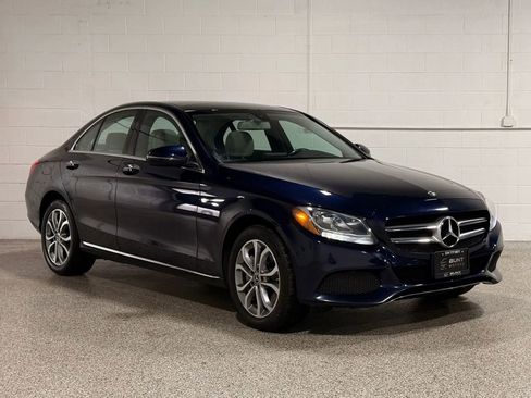 Used 2018 Mercedes-Benz C 300 4MATIC Sedan image 4