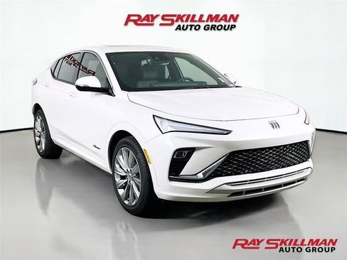 Used 2025 Buick Envista Avenir image 1