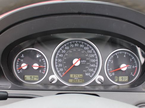 Used 2005 Chrysler Crossfire Limited RWD image 18