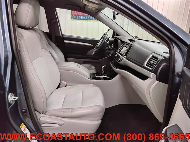 Used 2014 Toyota Highlander Plus AWD/4WD image 15