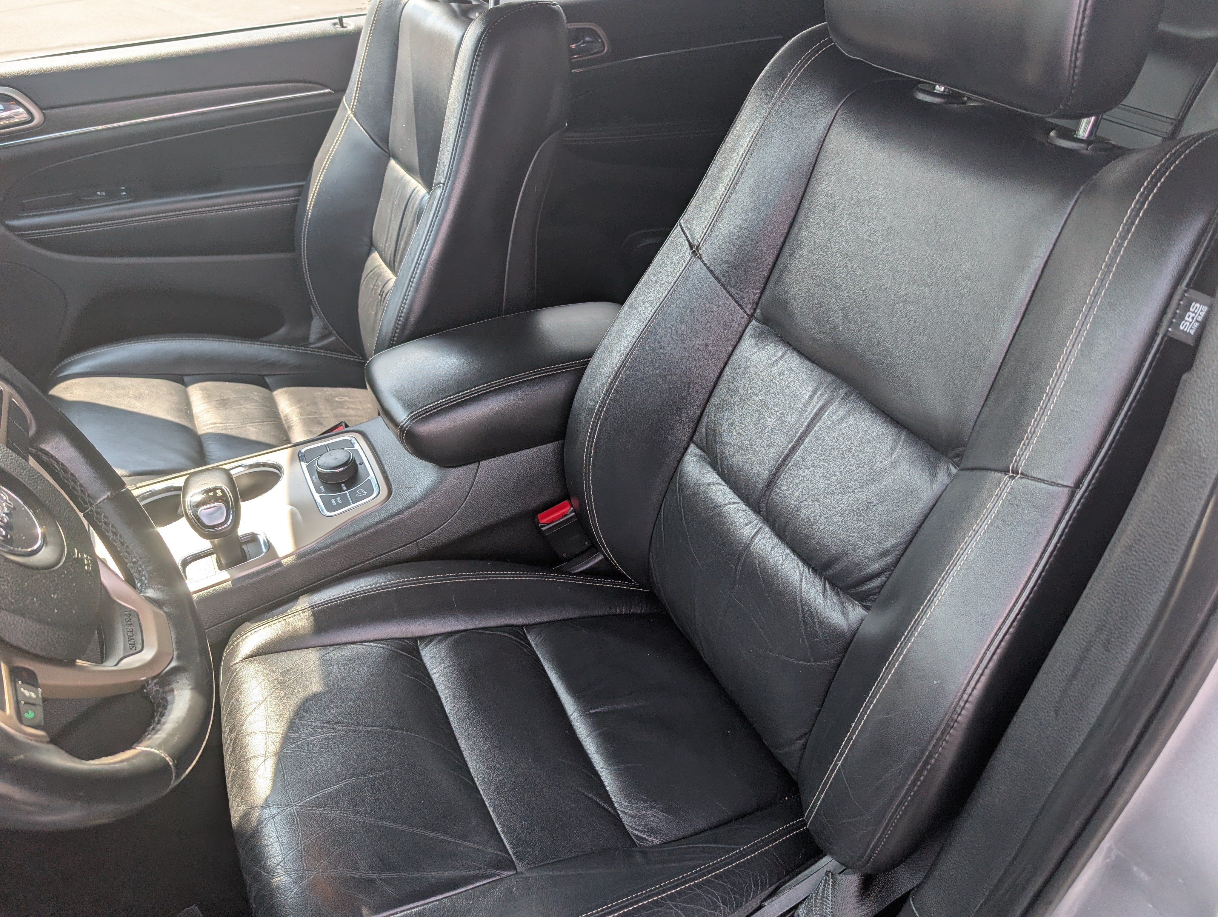 Used 2015 Jeep Grand Cherokee Limited AWD/4WD image 12