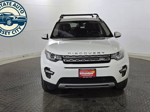 Used 2019 Land Rover Discovery Sport HSE AWD/4WD image 2