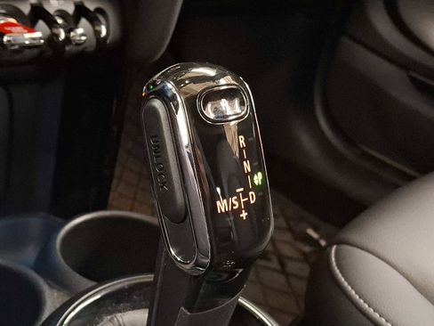 Used 2022 MINI Cooper Convertible image 11