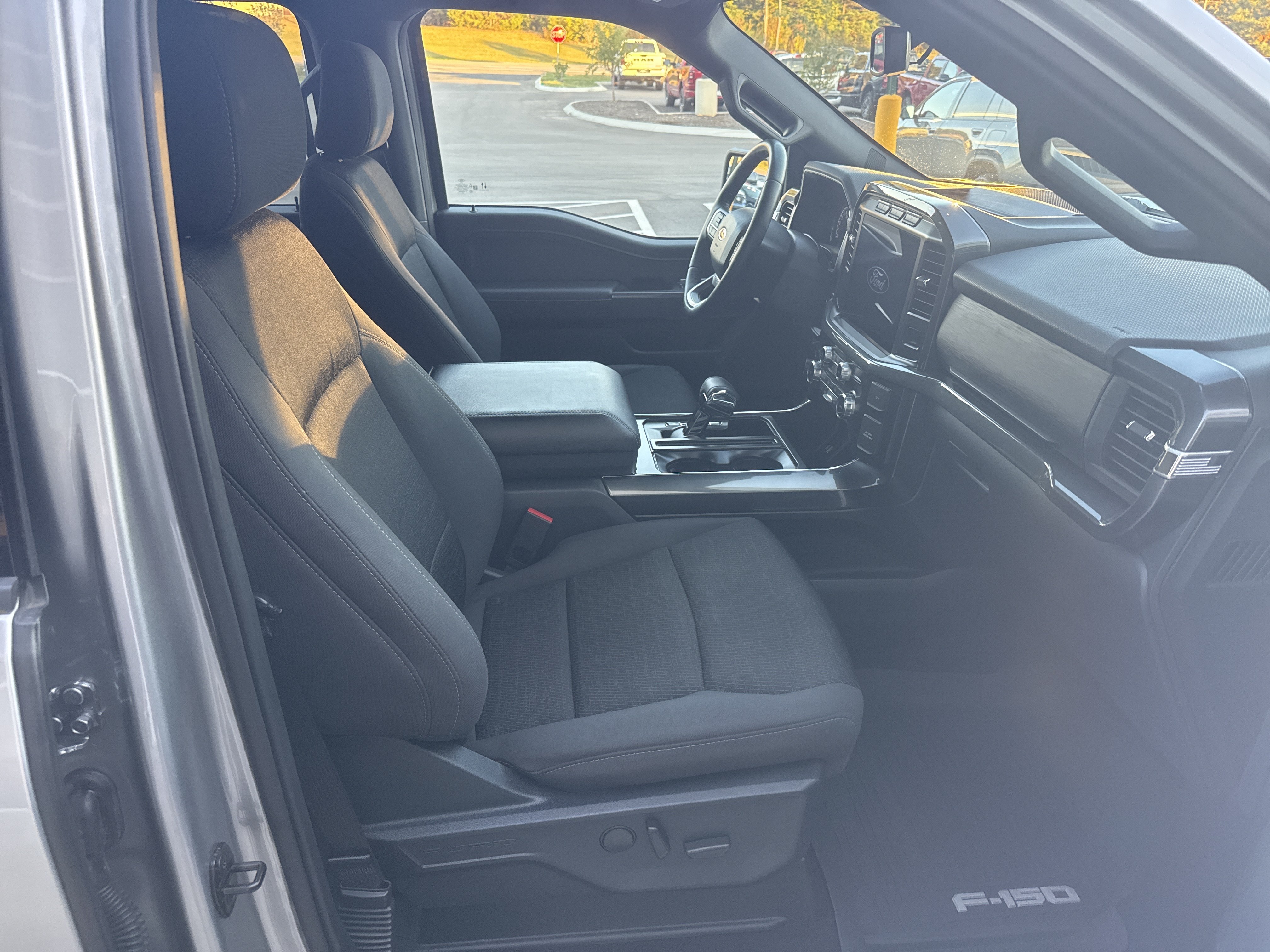 Used 2022 Ford F150 XLT w/ Equipment Group 302A High AWD/4WD image 20