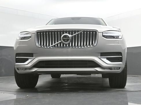 Certified 2025 Volvo XC90 B6 Ultra w/ Protection Package AWD/4WD image 38