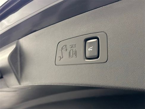 Used 2022 Lincoln Corsair FWD image 9