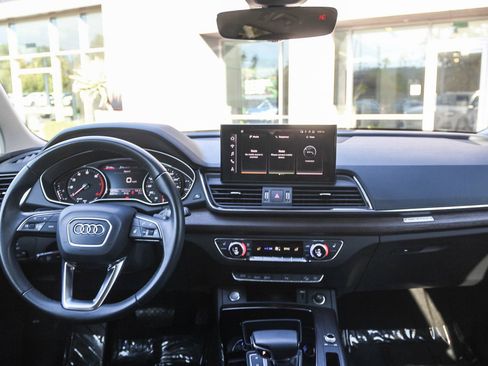 Certified 2023 Audi Q5 2.0T Premium w/ Convenience Package image 13