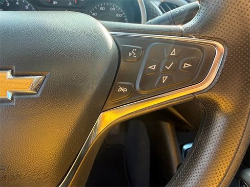 Used 2024 Chevrolet Malibu LT image 18