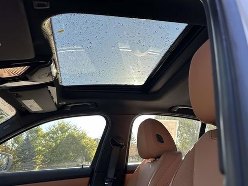 Certified 2025 BMW 330i xDrive Sedan w/ Convenience Package image 29