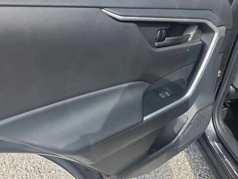 Used 2023 Toyota RAV4 LE image 14