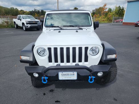 Used 2021 Jeep Wrangler Unlimited Sport image 3