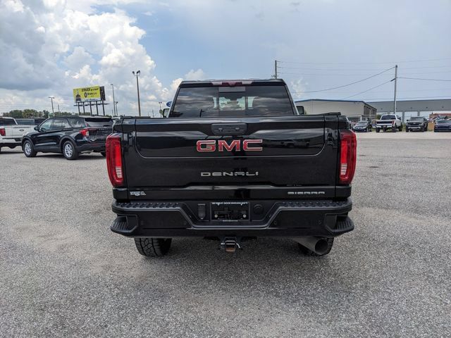 Used 2023 GMC Sierra 3500 Denali w/ Denali Ultimate Package AWD/4WD image 5