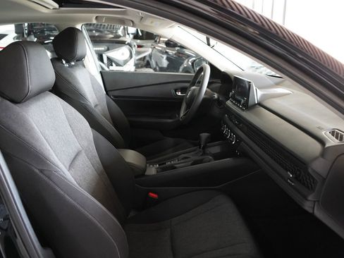 Used 2024 Honda Accord EX image 17