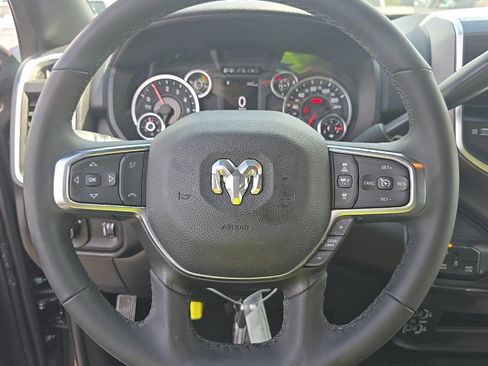 Used 2026 RAM 2500 Big Horn AWD/4WD image 8