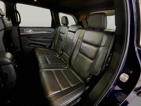 Used 2018 Jeep Grand Cherokee Overland AWD/4WD image 20