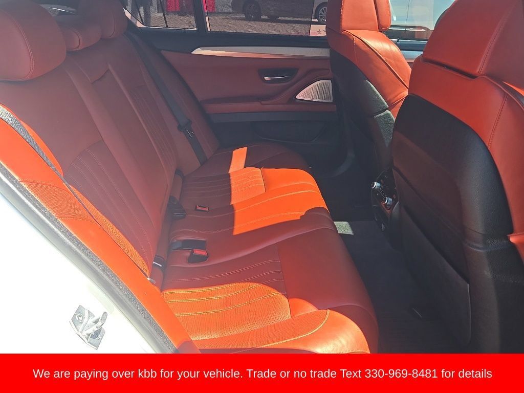 Used 2014 BMW M5 RWD image 29