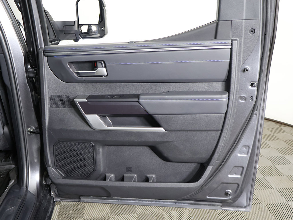 Used 2022 Toyota Tundra Platinum AWD/4WD image 28