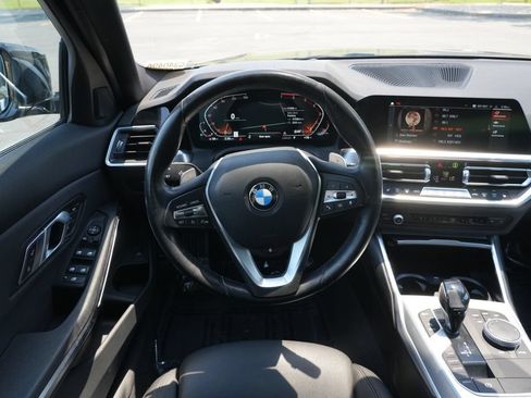 Used 2021 BMW 330i xDrive Sedan w/ Premium Package AWD/4WD image 18