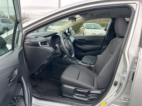 Used 2024 Toyota Corolla LE image 11