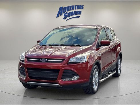 Used 2014 Ford Escape SE image 2