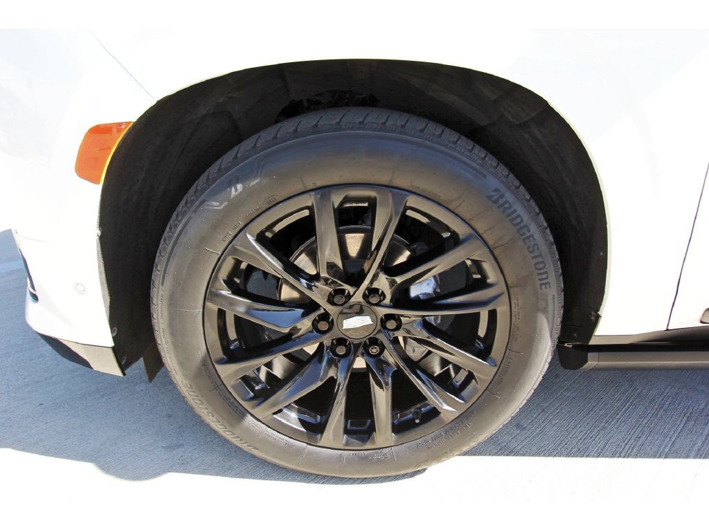 Used 2024 Cadillac Escalade Sport w/ Touring Package AWD/4WD image 28