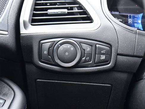 Used 2024 Ford Edge SEL w/ Convenience Package image 28