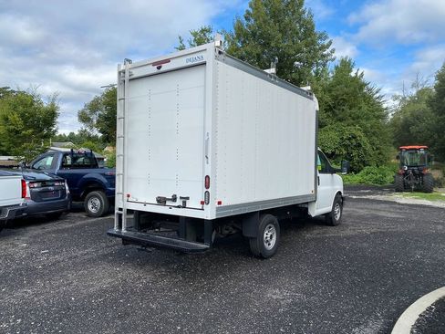 Used 2023 GMC Savana 3500 w/ Power Convenience Package image 5