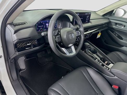 Used 2026 Honda Accord Touring image 9