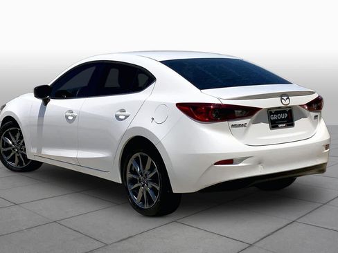 Used 2018 MAZDA MAZDA3 Touring FWD image 10