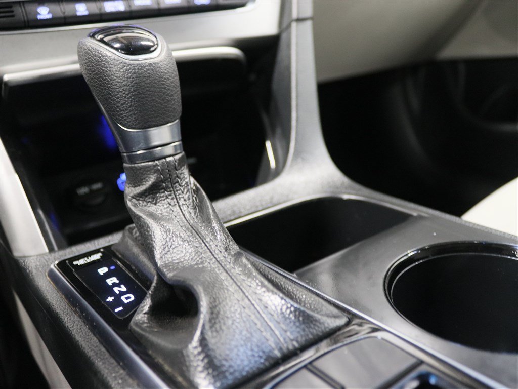 Used 2016 Hyundai Sonata SE FWD image 35