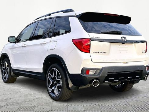 Used 2023 Honda Passport Elite image 5